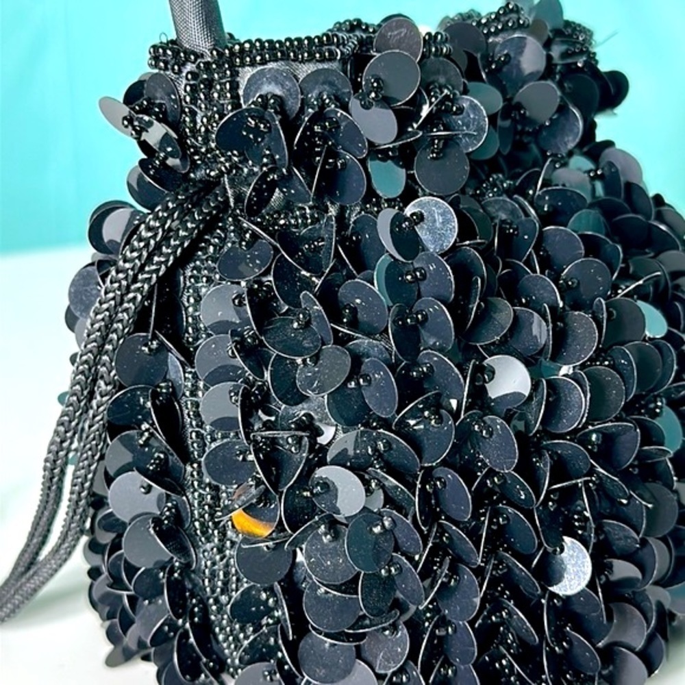 90s Y2K BEADS SEQUINS drawstring bucket bag. Evening bag Holiday dance like New - Picture 9 of 10